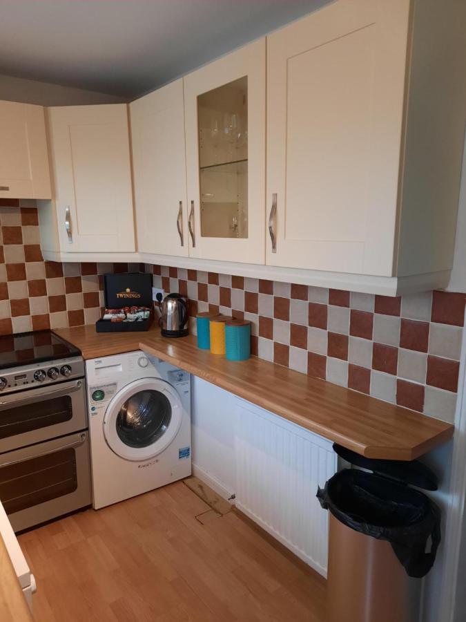 Kb51 Charming 2 Bed House In Horsham, Pets Very Welcome And Long With Easy Access To London, Brighton And Gatwick Casa de Férias