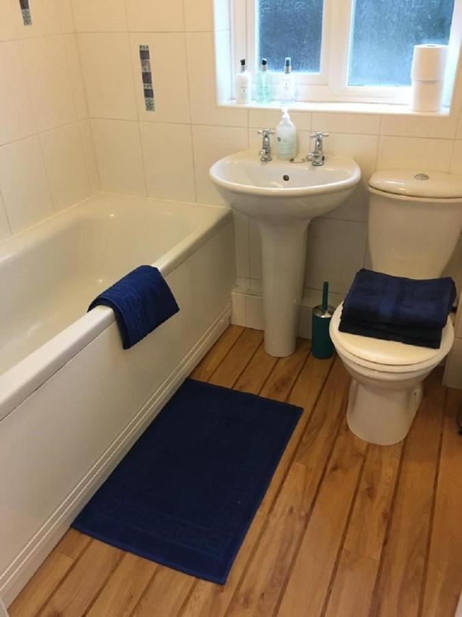 Kb51 Charming Horsham House: Pet-friendly With London Access *