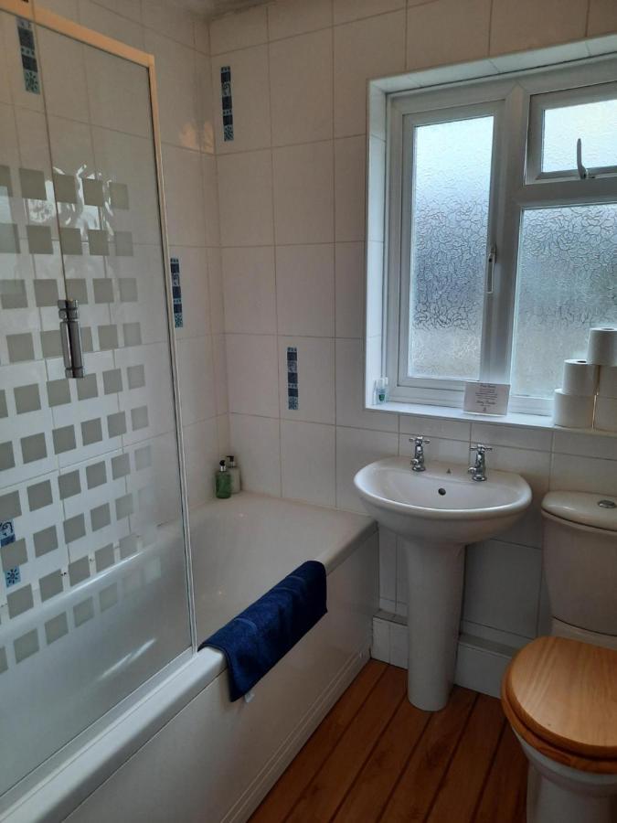 Holiday home Kb51 Charming Horsham House: Pet-friendly With London Access *