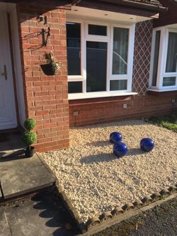Kb51 Charming Horsham House: Pet-friendly With London Access Holiday home Warnham